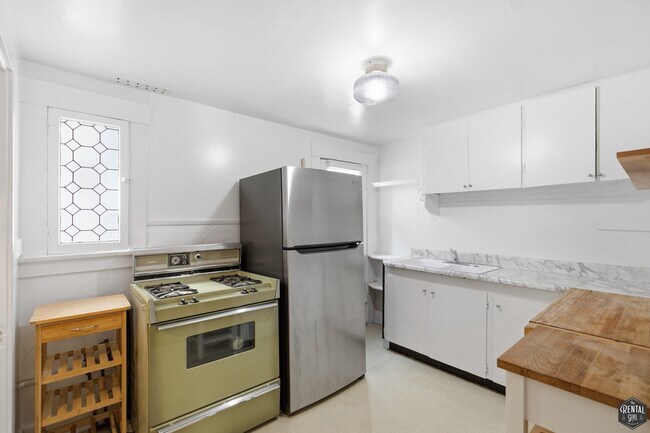 Foto del edificio - 2808 3rd St