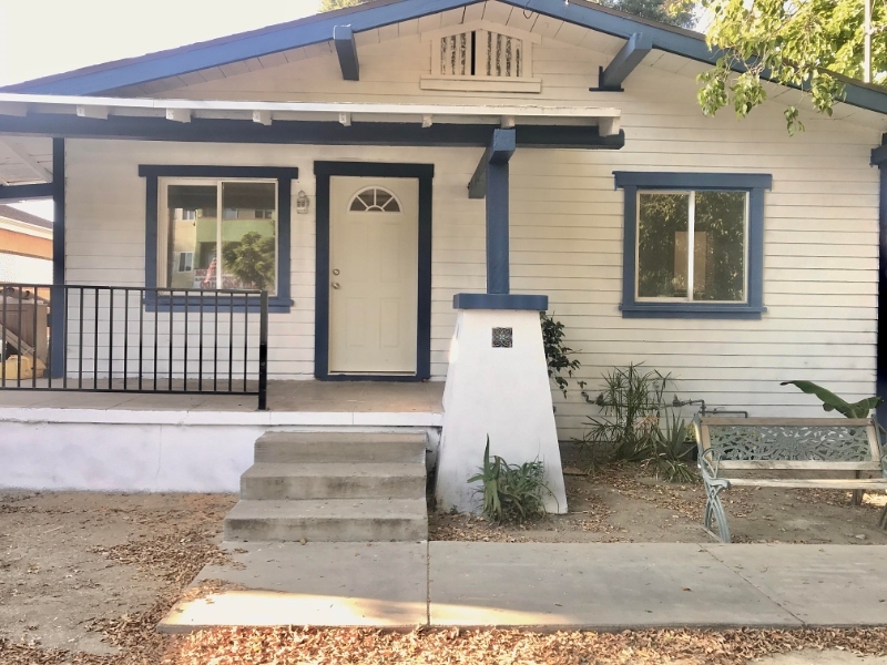 Primary Photo - 14351 Valerio St