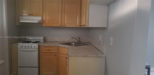 Foto del edificio - 4751 NE 21st Terrace