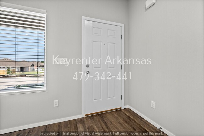 Foto del edificio - 2476 N Raven Ln