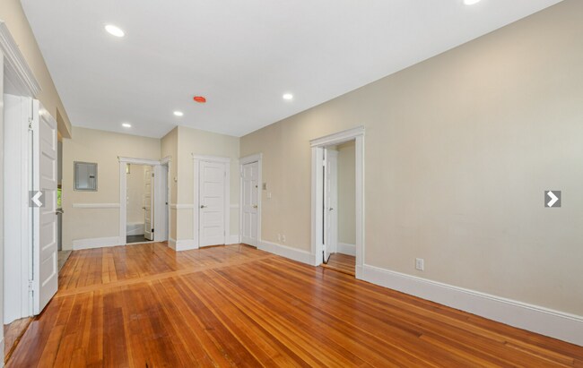 Foto del edificio - 42 Brackett St