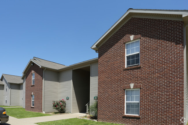 Building Photo - The Brickyard Apartments