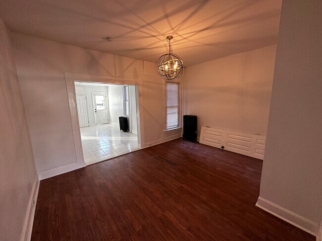 Building Photo - 2523 W Lanvale St