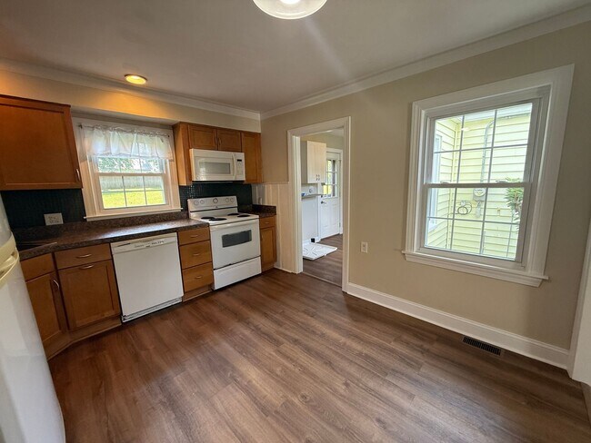 Foto del edificio - Charming 2 bedroom 1 bath Home