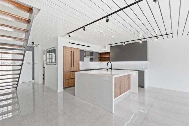 Foto del edificio - 11328 NW 14th Ct
