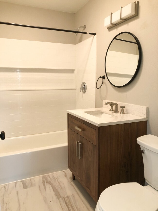 Foto del edificio - 4706 124th Street Ct SW
