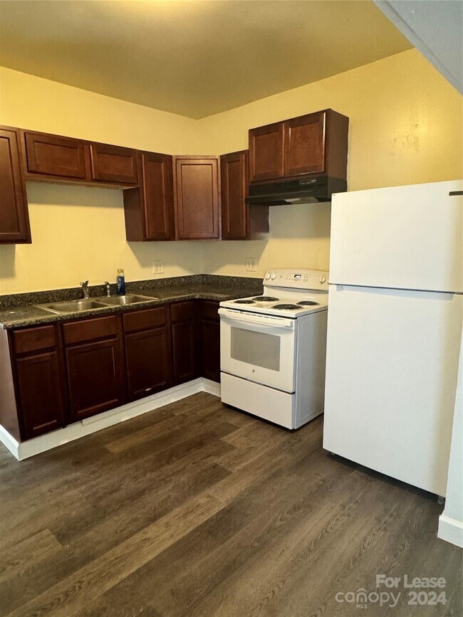 Foto del edificio - 204 Corban Ave SW