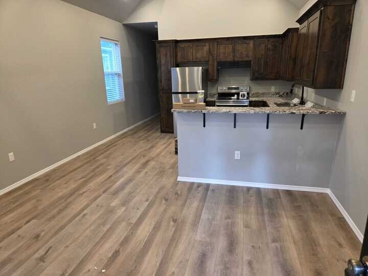 Foto principal - 936 S Elm St