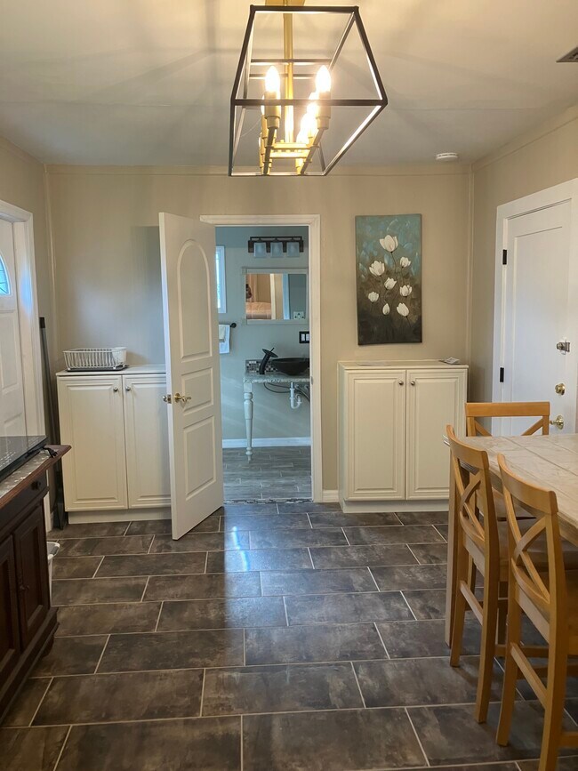 Sala de estar - 1561 5th Ct