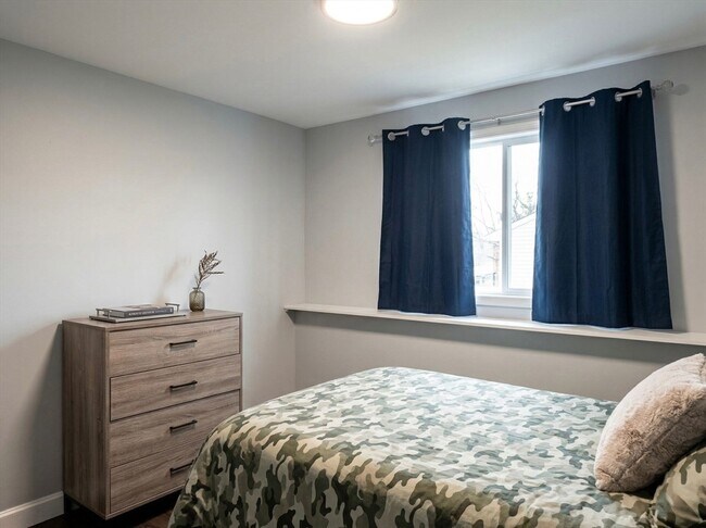 Foto del edificio - 302 Boston Post Rd E