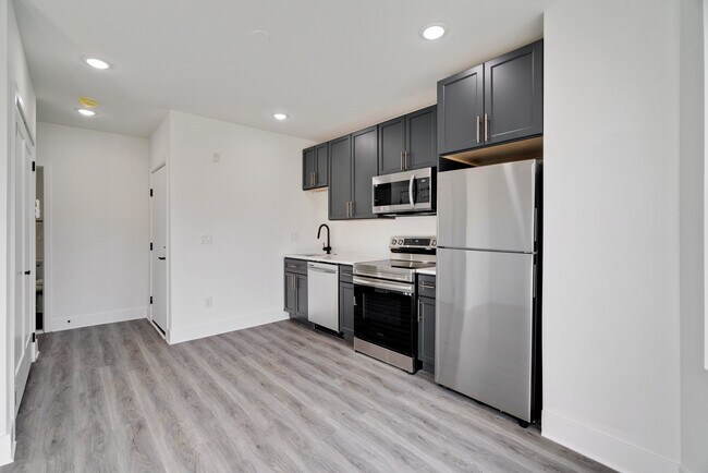 Building Photo - 4735 Hazel Ave
