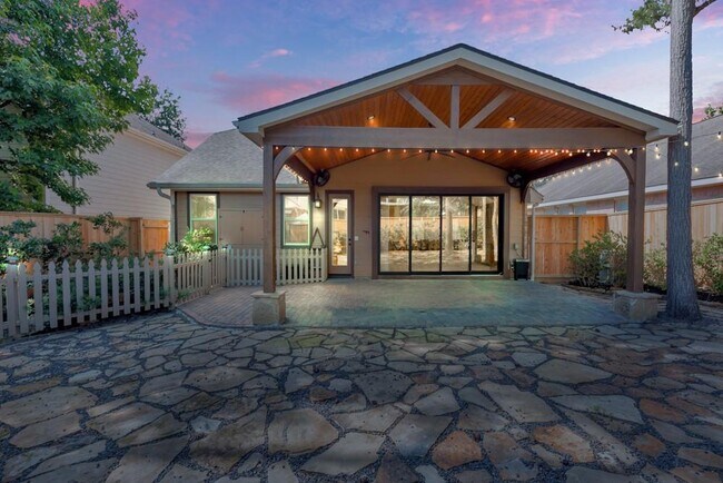 Foto del edificio - 18 N Star Ridge Cir
