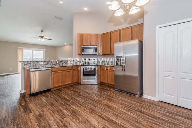 Foto del edificio - 11921 Dover Village Dr W