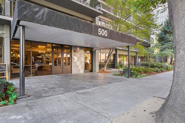 Foto del edificio - 500 N St