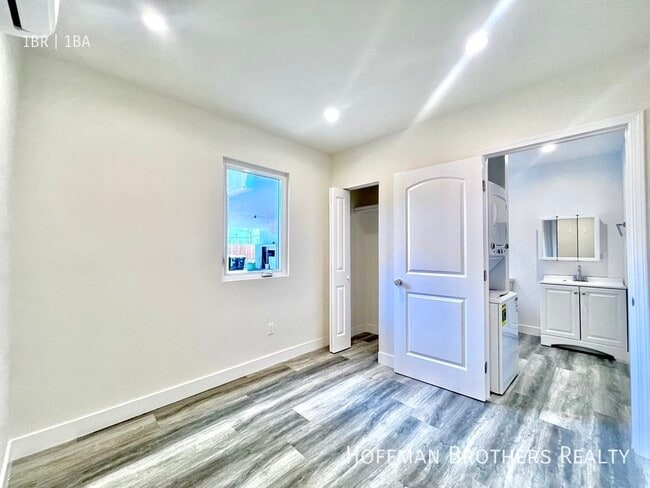 Foto del edificio - 420 N Sierra Bonita Ave