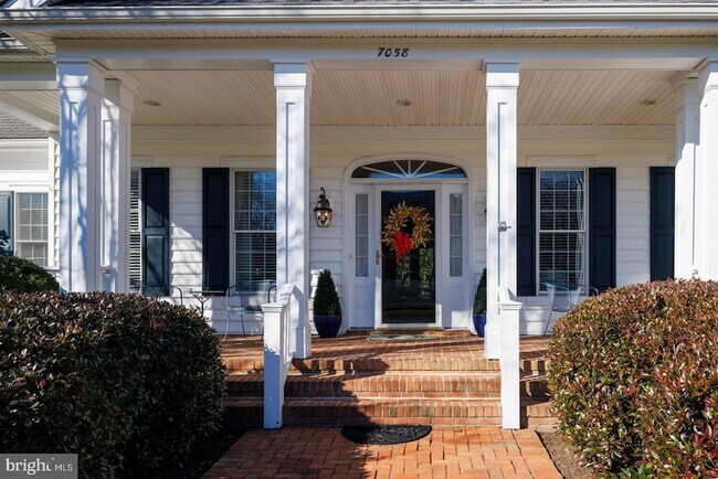 Foto del edificio - 7058 Thomas Ln