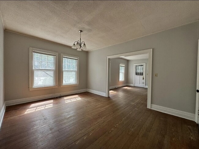 Building Photo - 311 McLeod St