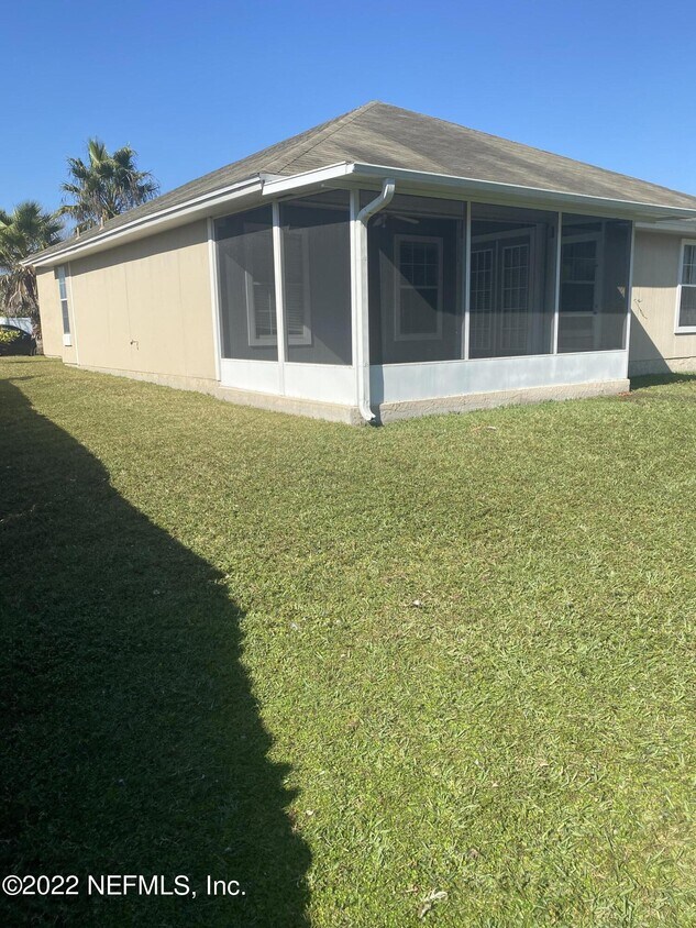 Building Photo - 243 Dover Bluff Dr