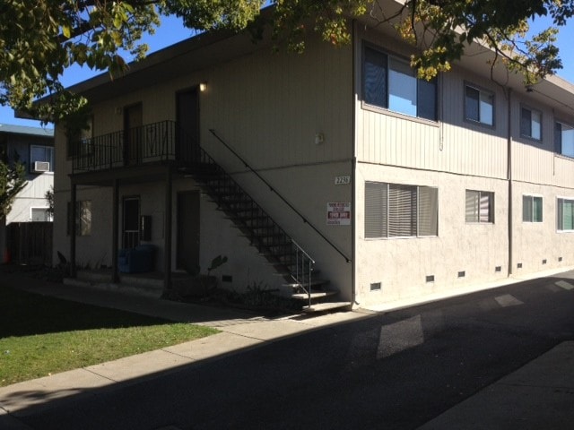 Building Photo - 2236 Curtner Ave