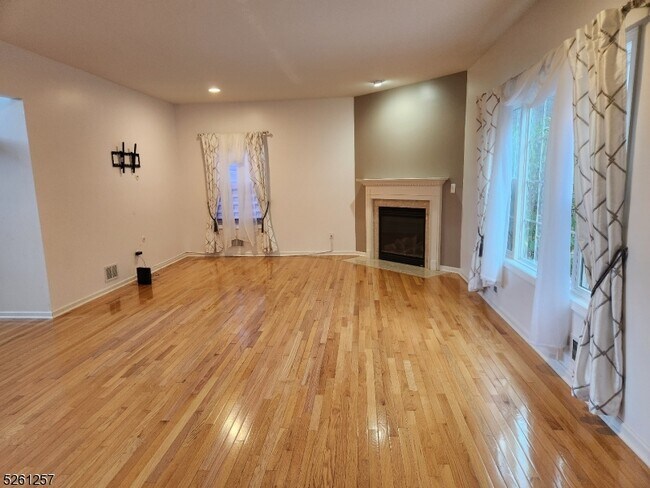 Foto del edificio - 9 Cedar Ct