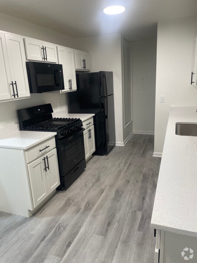 Minerva Park Apartments for Rent with Washer & Dryer Columbus, OH 4