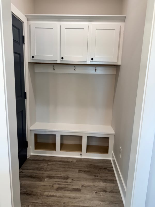 Building Photo - 324-B Anne St