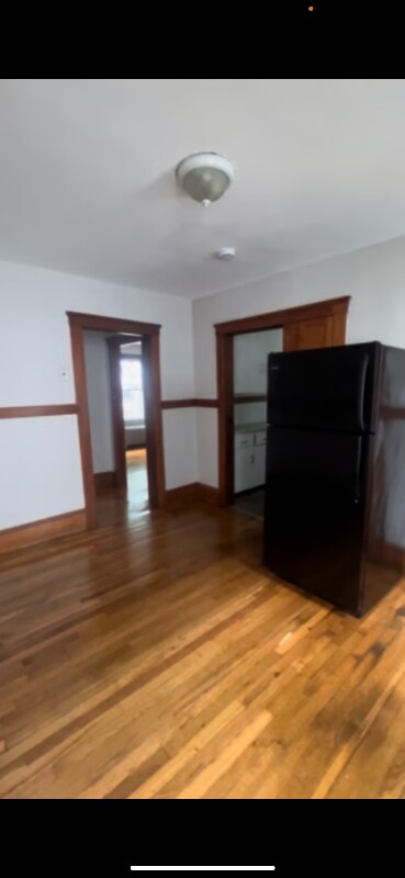 Foto del edificio - 117 Perry Ave