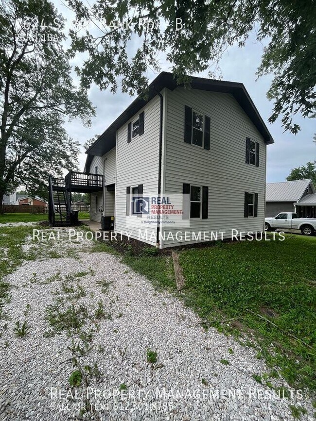 Building Photo - 1624 S Red Bank Rd