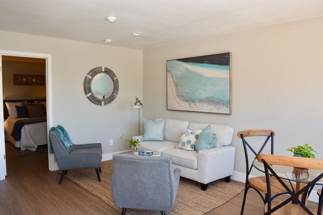 1BR, 1 BA -Livingroom - Access @ Rohnert Park