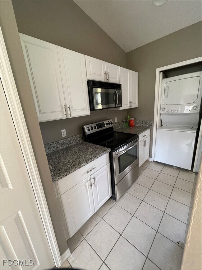 Foto del edificio - 4718 28th St SW