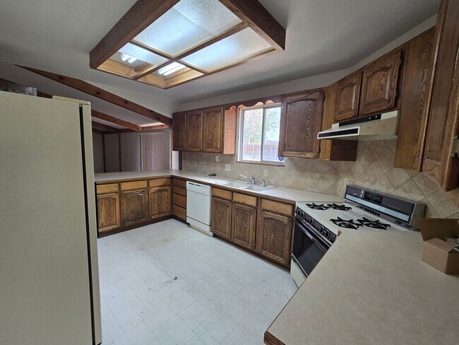 Foto del edificio - 3409 E 99th Dr