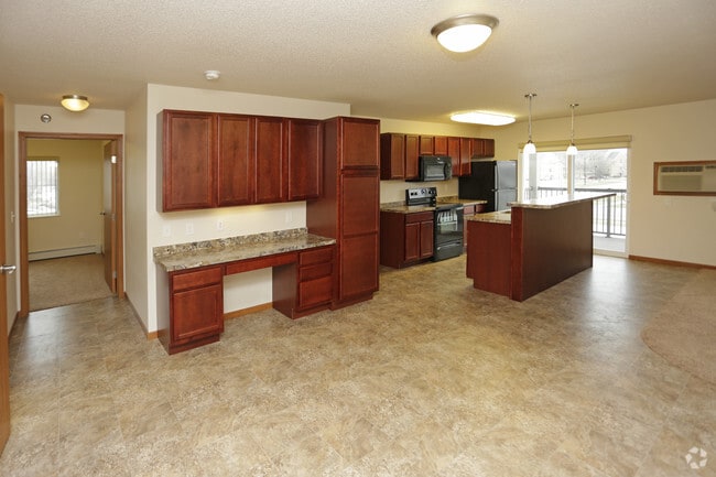 2B/2B - Blue Jay Apartments