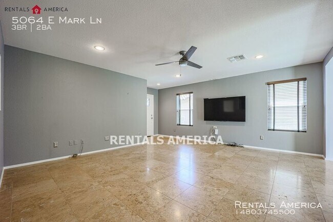 Foto del edificio - Gorgeous home in Tatum Ranch!