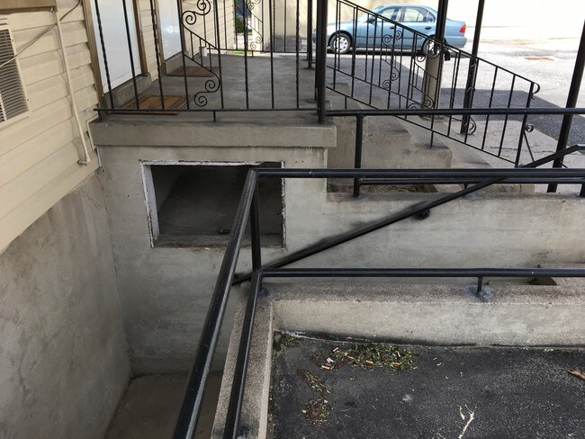 Foto del edificio - 846 E 25th St
