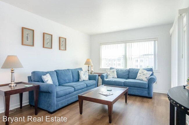 Building Photo - 1 br, 1 bath House - 1102 North Lumina Ave...