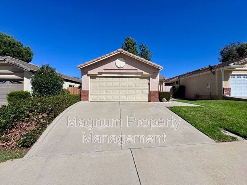 Foto principal - 27806 Hillpointe Dr