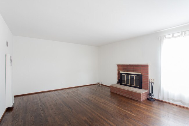Building Photo - 1339 Appleton Way