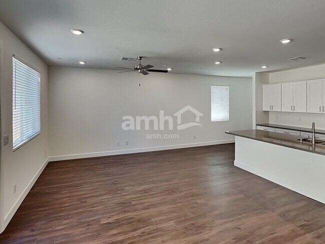 Foto del edificio - 104 Island Plumeria Ln