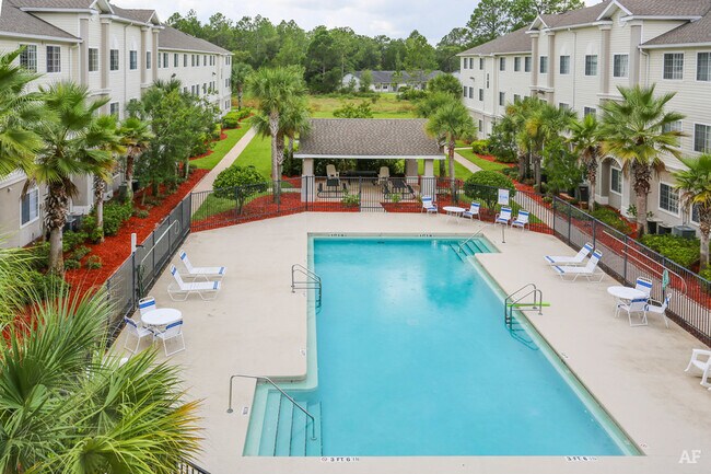 Foto del edificio - 6401 St Johns Ave