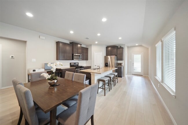 Building Photo - 9307 Colonial Bent Pl