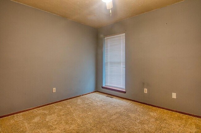 Foto del edificio - 904 S 13th St