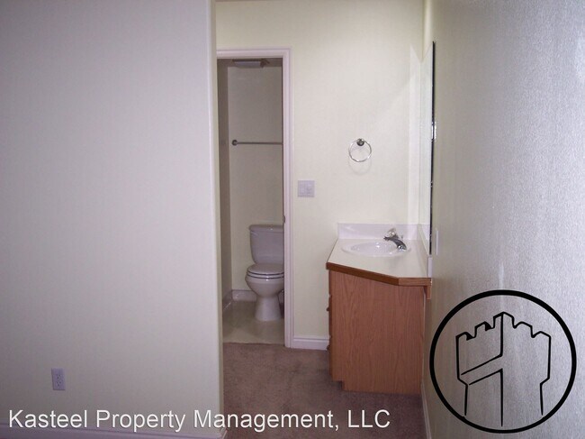 Building Photo - 3 br, 2 bath House - 151 South 1050 West #49