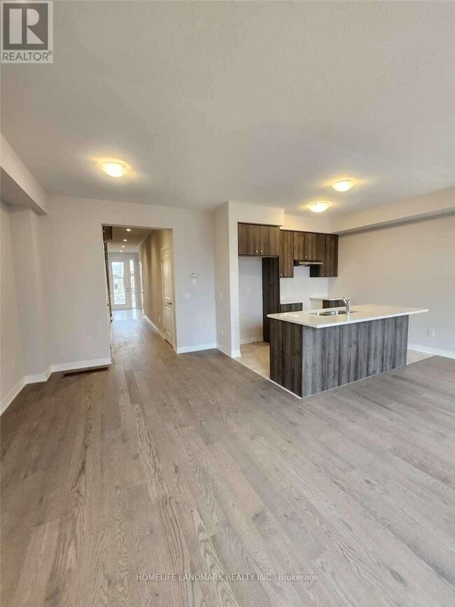 Building Photo - 109 Yale Dr