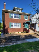 Building Photo - 310 Whittier Ave