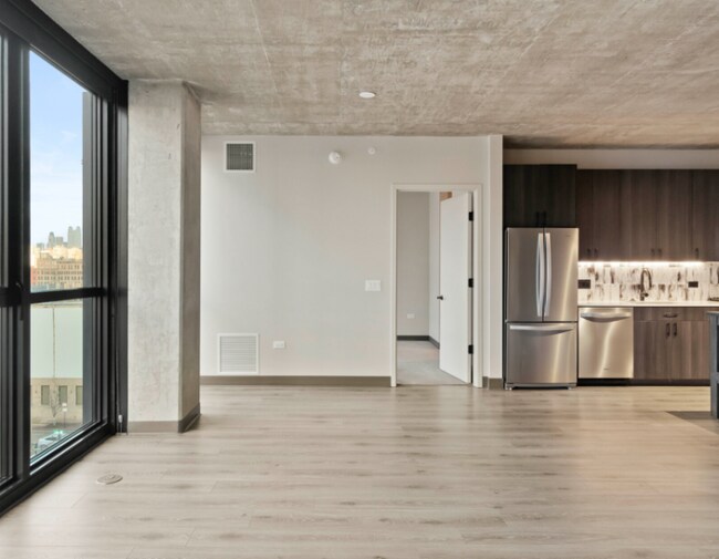 Foto del edificio - 1333 W Lake St