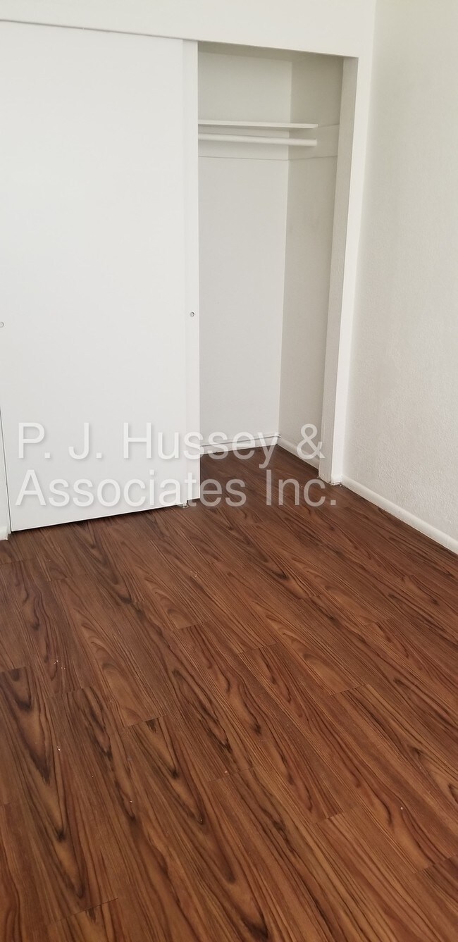 Foto del edificio - 68th Ave and Glendale Ave