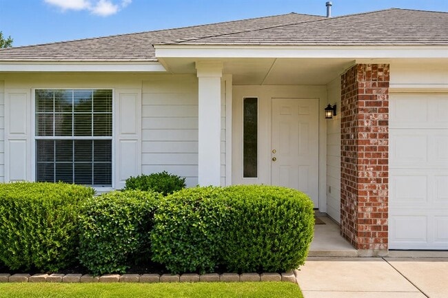Building Photo - 1509 Nettie Dr