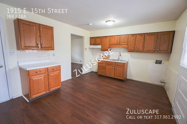 Building Photo - $99 First Month Rent…..Newly Rehabbed 3/1!