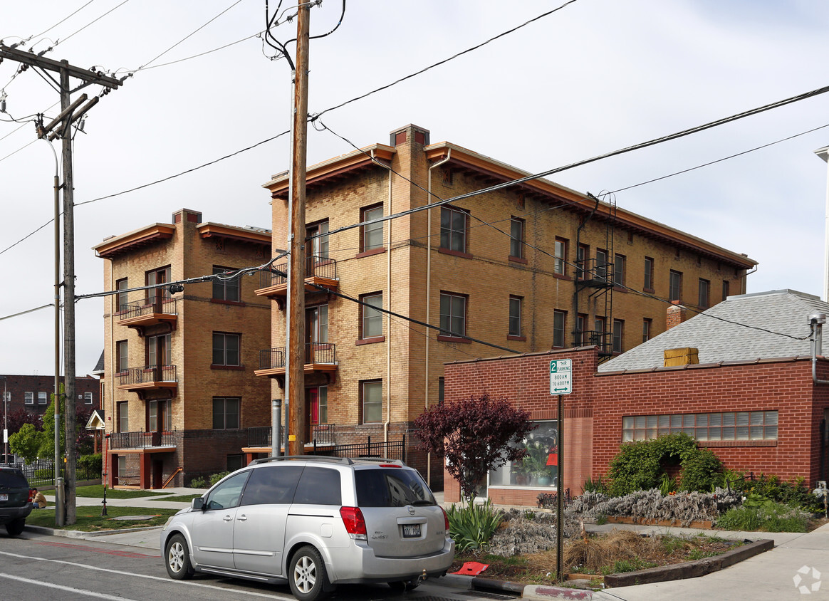 Building Photo - Smith Apartments