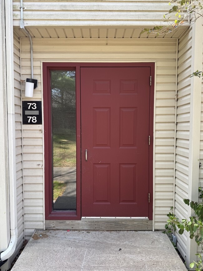 Building Photo - 76 Burgundy Hill Ln